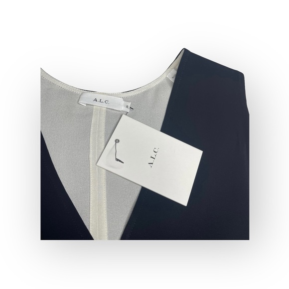 new A.L.C. ALC 𖦹 Cutaway Hem Contrast V Neck Silk Tank Top 𖦹 Black White 𖦹 8 - Picture 8 of 17